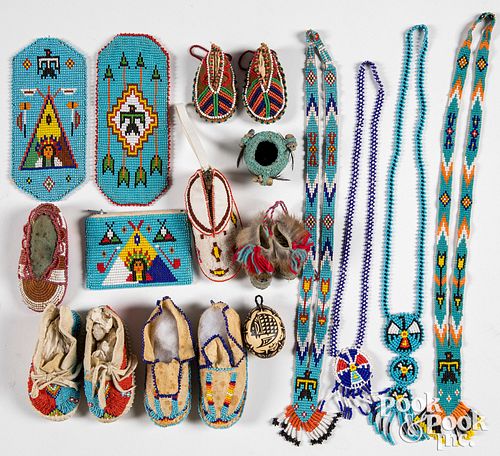 Group of mostly contemporary beadwork items