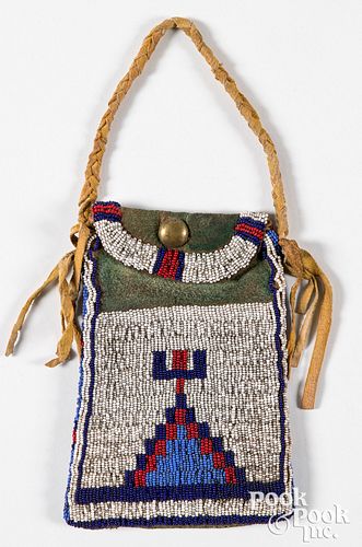 Native American Indain beaded Strike-a-Lite bag