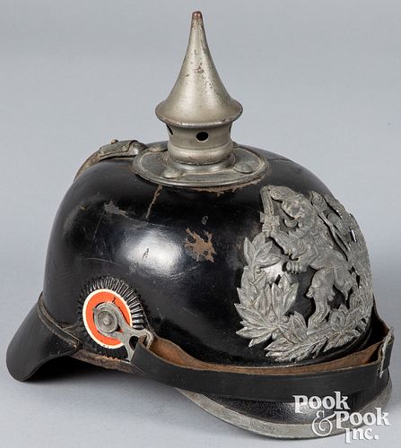 German WWI leather Picklehaube helmet, with Hessen