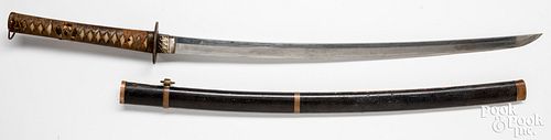 Japanese samurai sword and scabbard, signed blade