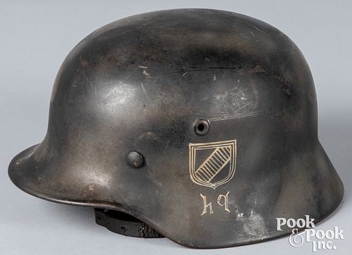 German WWII M40 helmet, with hand painted eagle