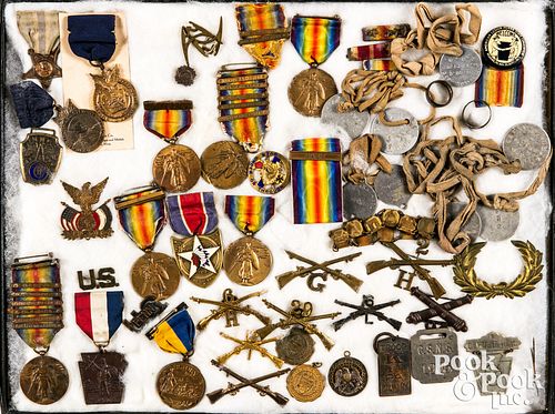 Group of US WWI military items, to include medals
