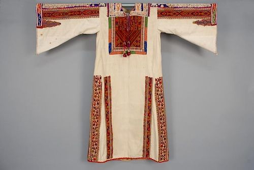 EMBROIDERED PALESTINIAN CAFTAN, MID 20th C.