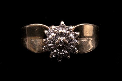 14K Gold Diamond Flower Ring c.1940's