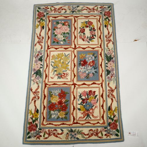 FLORAL PATTERN HOOKED RUG - 35" x 56"