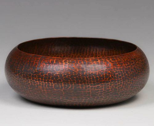 Jarvie Hammered Copper Fruit Bowl c1910s