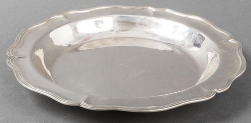 '900' Silver Scalloped Rim Serving Dish