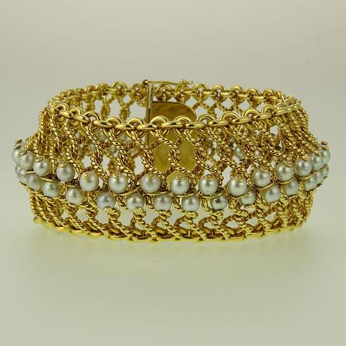 Lady's Vintage Heavy 14 Karat Yellow Gold and Pearl Bracelet