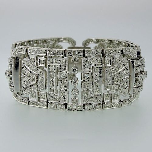 Lady's Art Deco style Approx. 12.0 Carat Round Cut Diamond and 18 Karat White Gold Bracelet