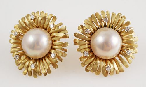 Pair 18K Yellow Gold Mobe Pearl Earrings