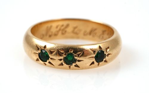 Vintage 14K Yellow Gold and Emerald Band Ring