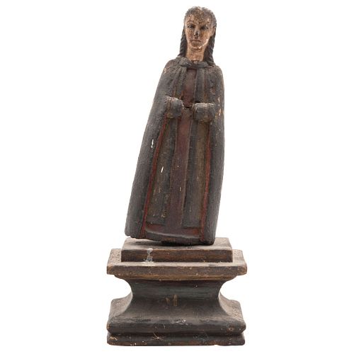 VIRGIN MARY MEXICO, 18TH CENTURY Polychrome wood carving Includes base 12.5" (32 cm) tall