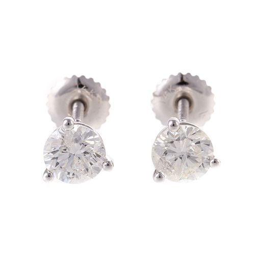 A Pair of 1.44 ctw Round Diamond Stud Earrings