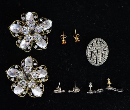 (6) Lot of Brooches & Earrings