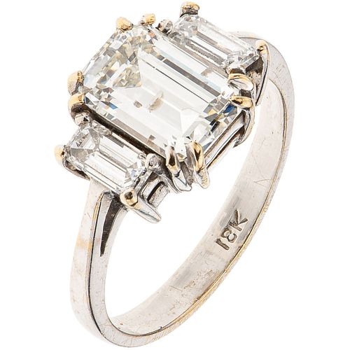 RING WITH GIA CERTIFIED DIAMOND AND DIAMONDS IN 18K WHITE GOLD 1 emerald cut diamond~1.70 ct Clarity: I1