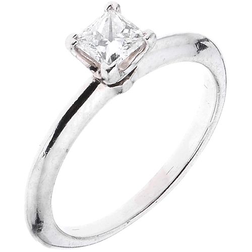 SOLITAIRE RING IN PLATINUM, TIFFANY & CO. 1 princess cut diamond ~0.35 ct Clarity: VS2. Weight: 3.5 g. Size: 5