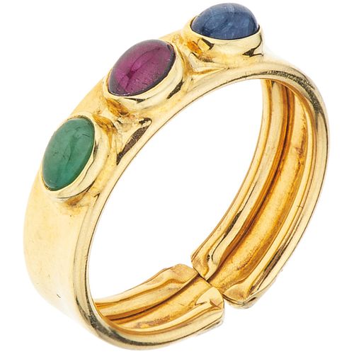RING WITH SAPPHIRE, RUBY AND EMERALD IN 14K YELLOW GOLD 1 sapphire ~0.15 ct, 1 ruby ~0.15 ct, 1 emerald ~0.15 ct