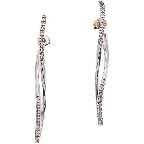 PAIR OF EARRINGS WITH DIAMONDS IN 14K WHITE GOLD with 34 brilliant cut diamonds ~0.25 ct. Weight: 5.1 g