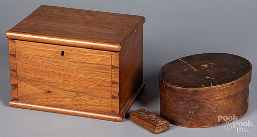 Dovetailed walnut box, 19th c.