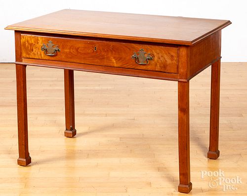 Pennsylvania Chippendale mahogany dressing table