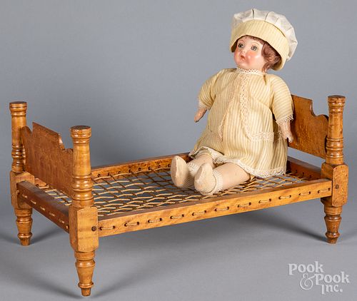 Maple doll bed, together with a painted doll