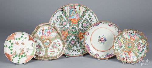 Five pieces of Chinese export porcelain, 19th c.