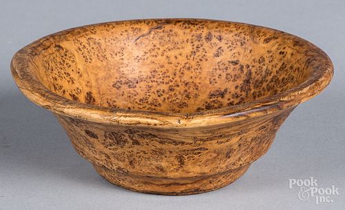 Small New England burl bowl, 19th c.