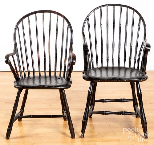 Two bowback Windsor armchairs, ca. 1810.