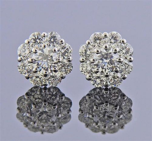 18K Gold Diamond Floral Stud Earrings