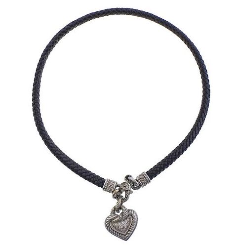 Judith Ripka 18k Gold Diamond Heart Pendant Lather Necklace