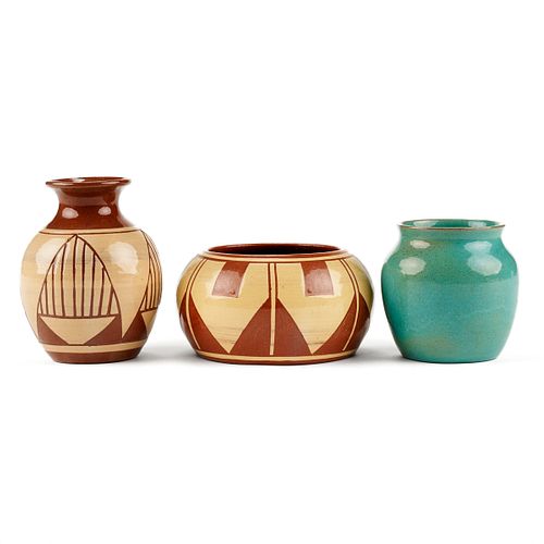 Grp: 3 Pine Ridge Sioux Indian 1930s SD Art Pottery Vases