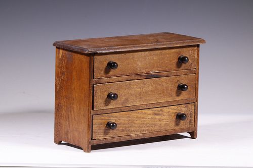 DOLL SIZE CHEST OF DRAWERS