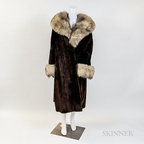Georgeou Beaver Fur Mid-length Coat with White Fox Fur Collar and Cuffs