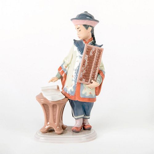 Asian Scholar 1006177 - Lladro Porcelain Figurine