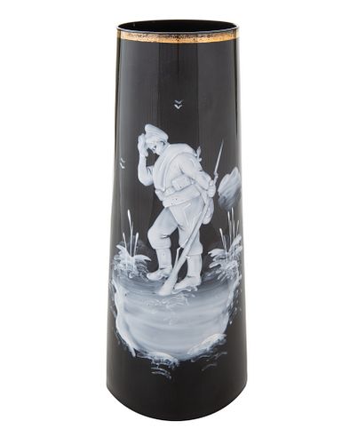 A RUSSIAN GLASS VASE WITH CRYING WWI SOLDIER, AFTER I.V. SPINAR'S DESIGN, GUSEVSKY CUT GLASS FACTORY, CIRCA 1914-1916  