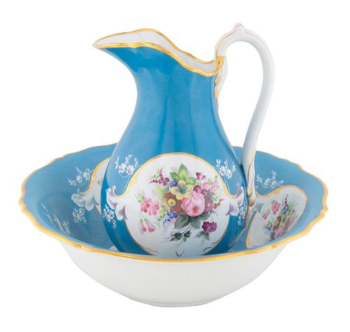 A RUSSIAN PORCELAIN EWER AND WASH BASIN, POPOV PORCELAIN FACTORY, GORBUNOVO, 1810S-1860S  