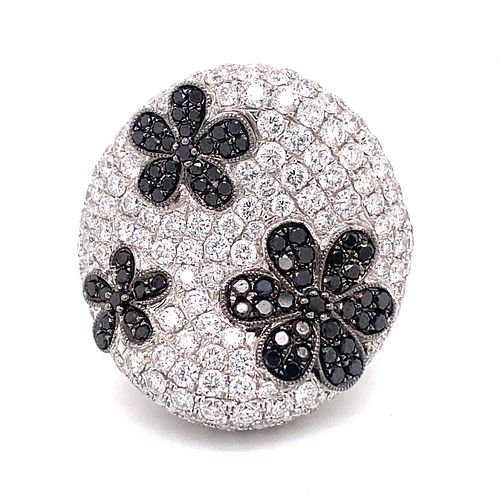 18k Black & White Diamond Flower Pave Ring