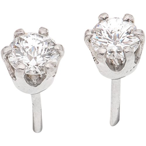 PAIR OF STUD EARRINGS WITH DIAMONDS IN PLATINUM 2 Brilliant cut diamonds ~0.52 ct. Clarity: SI1-SI2 Color: I-J. Weight: 1.3 g