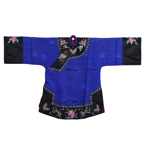 A LADY'S BLUE-GROUND EMBROIDERED ROBE