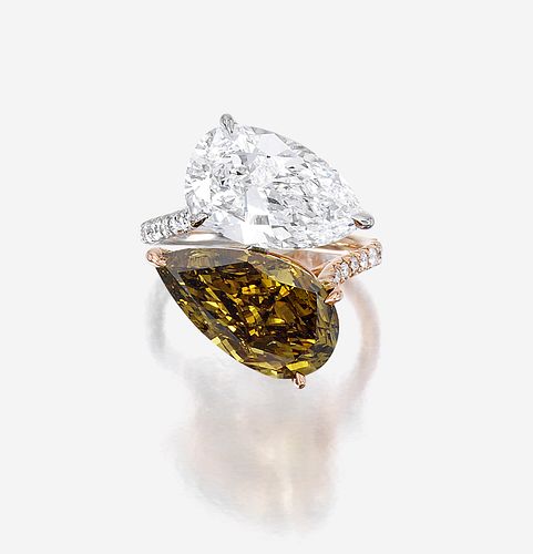 A diamond, chameleon diamond, platinum, and eighteen karat rose gold ring