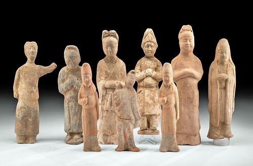 9 Chinese Han Dynasty Terracotta Attendant Figures