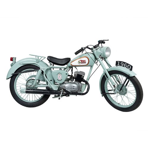 Motocicleta. Inglaterra. Ca. 1958-1960 Marca BSA. Modelo Bantam. 125 c.c. Con 02138 millas.