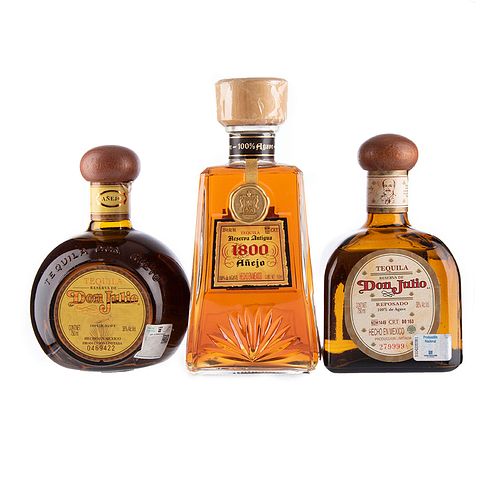 Tequila. a) Don Julio. Añejo y reposado. b) 1800. Añejo. Total de piezas: 3.
