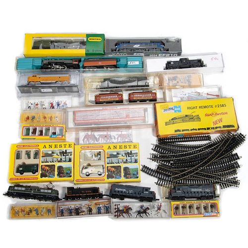 Lot of N Gauge Equipment and Parts