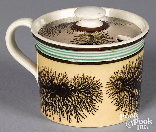 Mocha pepper pot, with seaweed decoration