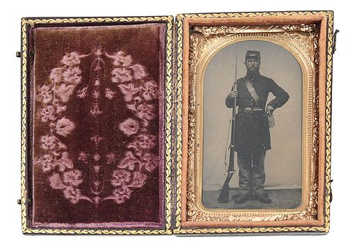 Tintype of Union Soldier With Rifle