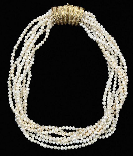 18kt. Pearl and Diamond Necklace