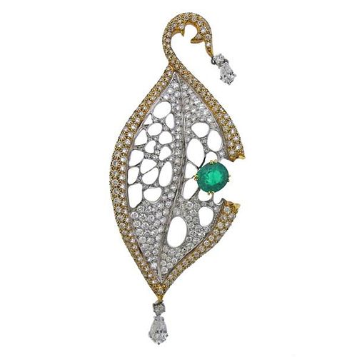 Puig Doria 18K Gold Diamond Emerald Brooch Pin