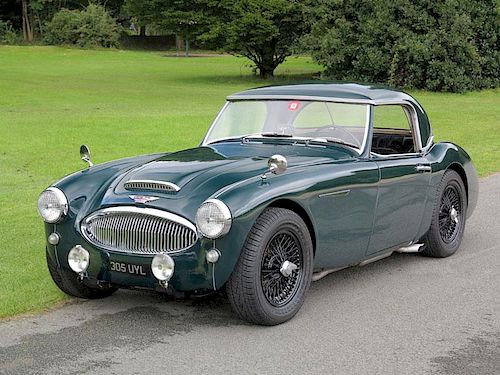 The prototype 'Big' Healey was the sensation of the 1952 London Motorshow. Once in production it enj
