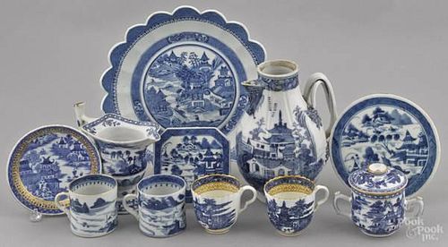 Chinese export blue and white porcelain, 19th c.